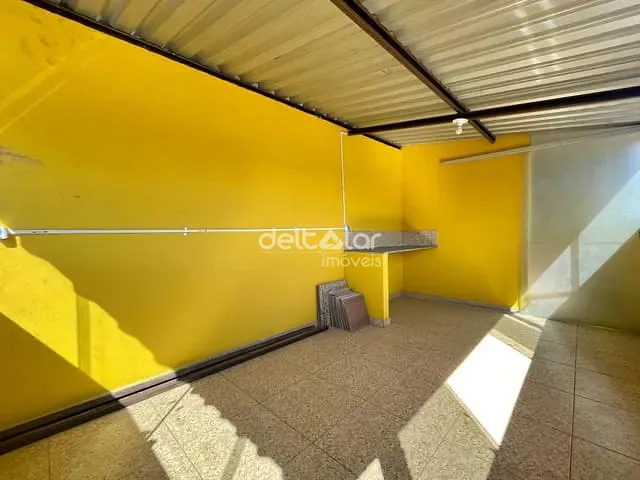 Casa com 70m² 1 quarto e 1 banheiro, para alugar, no bairro Mantiqueira em Belo Horizonte