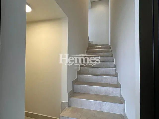 Casa com 275m² 3 quartos e 5 banheiros, à venda, no bairro Loteamento Caminhos de São Conrado (Sousas) em Campinas