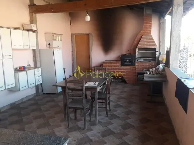 Casa com 1150m² 2 quartos e 2 banheiros, à venda, no bairro Pedro Leme em Roseira