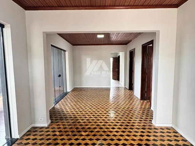 Casa com 585m², para alugar, no bairro Morro Alto em Guarapuava