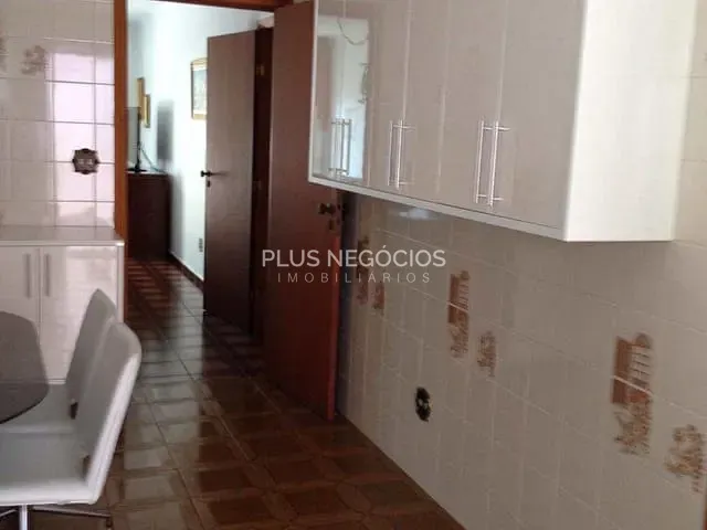 Casa com 250m² 3 quartos e 2 banheiros, à venda, no bairro Jardim Faculdade em Sorocaba