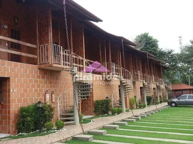 Casa com 10m² 1 quarto e 1 banheiro, à venda, no bairro Martin de Sá em Caraguatatuba
