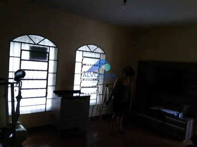 Casa com 175m² 2 quartos e 1 banheiro, à venda, no bairro Jardim das Indústrias em São José dos Campos