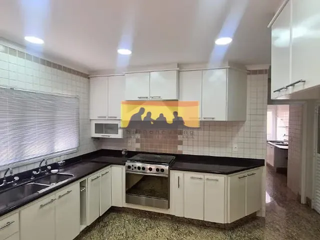 Casa com 1011m² 4 quartos e 6 banheiros, para alugar, no bairro Loteamento Alphaville Campinas em Campinas