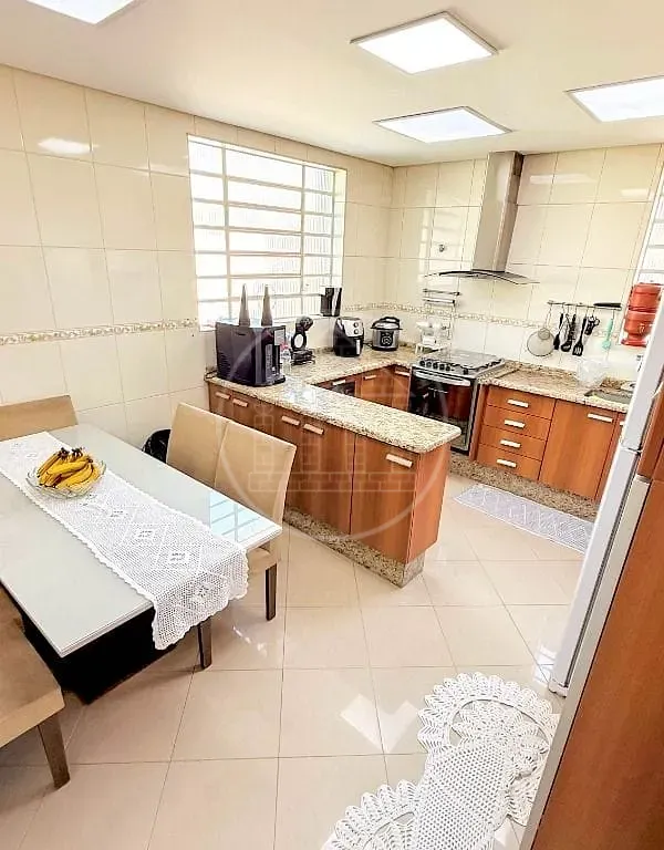 Casa, 3 quartos, 122 m² - Foto 2