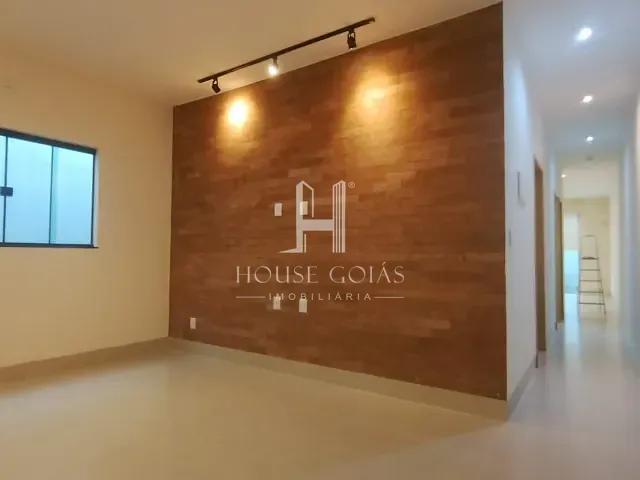 Casa 3 quartos e 2 banheiros, à venda, no bairro Setor Colonial Sul em Aparecida de Goiânia