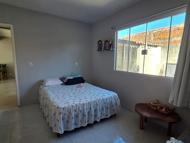 Casa com 192m² 2 quartos e 2 banheiros, à venda, no bairro Laranjal em Pelotas