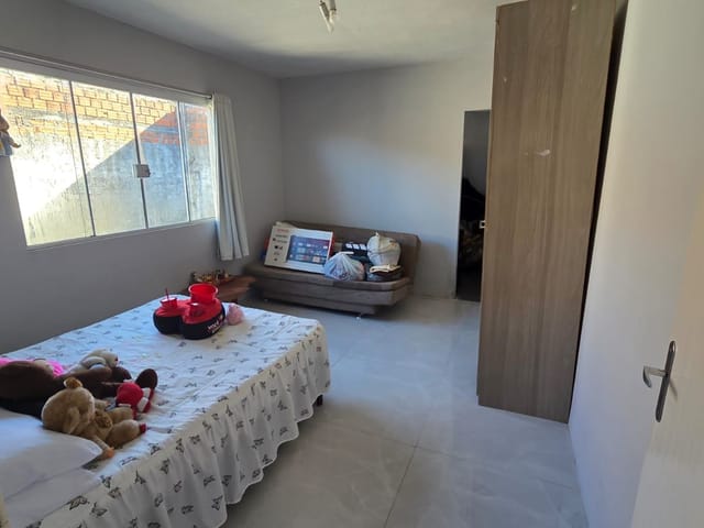 Casa com 192m² 2 quartos e 2 banheiros, à venda, no bairro Laranjal em Pelotas