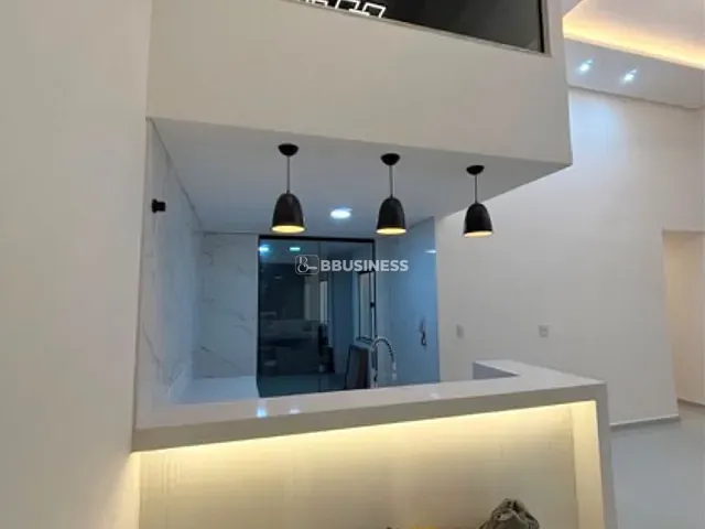 Casa 3 quartos e 3 banheiros, à venda, no bairro Cidade Jardim em Campos dos Goytacazes