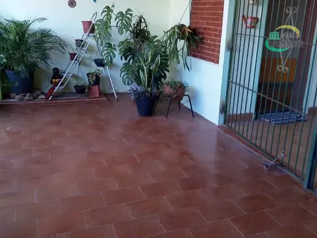Casa com 400m² 3 quartos e 2 banheiros, à venda, no bairro Jardim Campos Elíseos em Campinas