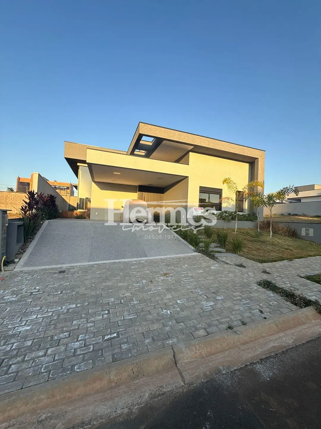 Casa, 3 quartos, 199 m² - Foto 2