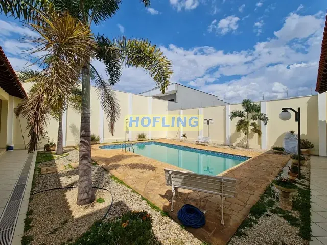 Casa com 539m² 3 quartos e 3 banheiros, à venda, no bairro Estádio em Rio Claro