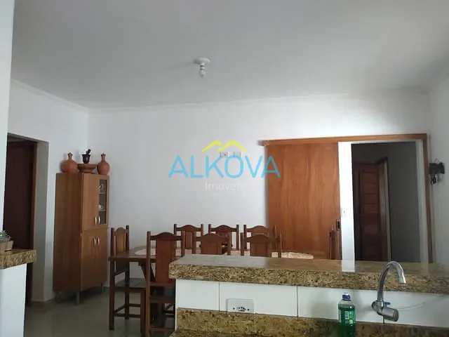 Casa com 200m² 3 quartos e 2 banheiros, à venda, no bairro Jardim Oriente em São José dos Campos