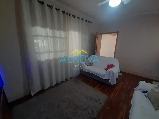 Casa com 200m² 3 quartos e 2 banheiros, à venda, no bairro Jardim Oriente em São José dos Campos