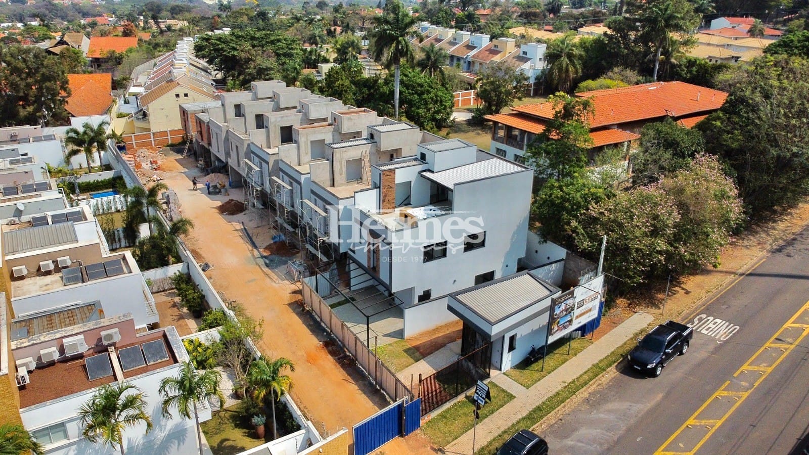 Casa, 3 quartos, 232 m² - Foto 2