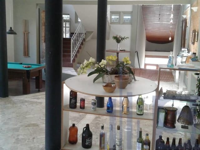 Casa com 1900m² 4 quartos e 5 banheiros, à venda, no bairro Condomínio Refúgio dos Pinheiros em Itapevi