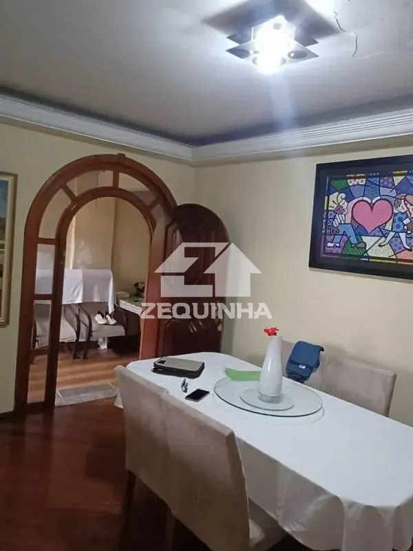Casa, 4 quartos, 250 m² - Foto 3