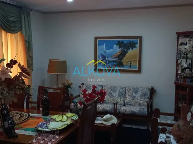 Casa com 625m² 3 quartos e 2 banheiros, à venda ou para alugar, no bairro Palmeiras de São José em São José dos Campos