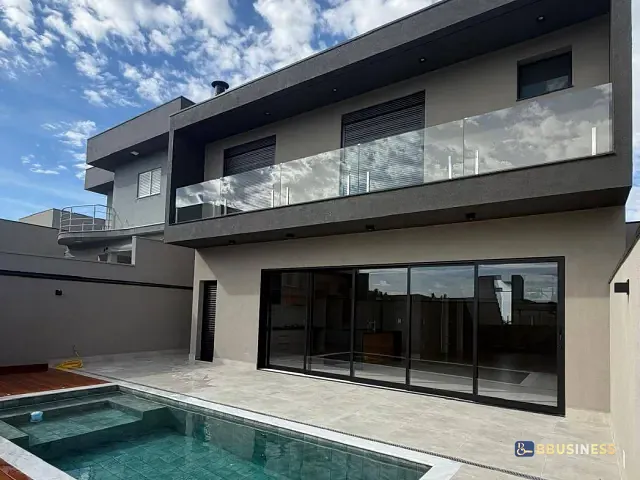 Casa 3 quartos e 4 banheiros, à venda, no bairro Residencial Vila do Sol em Valinhos