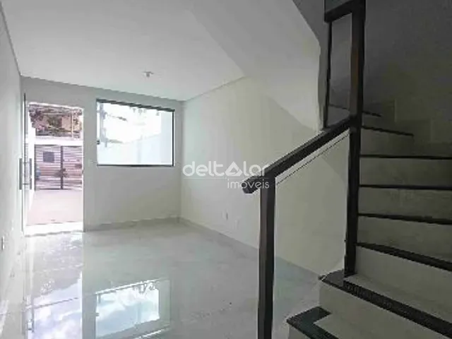 Casa com 90m² 2 quartos e 3 banheiros, à venda, no bairro Candelária em Belo Horizonte