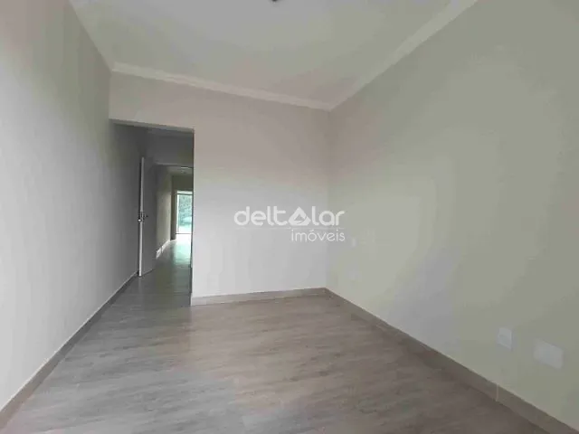 Casa com 90m² 2 quartos e 3 banheiros, à venda, no bairro Candelária em Belo Horizonte