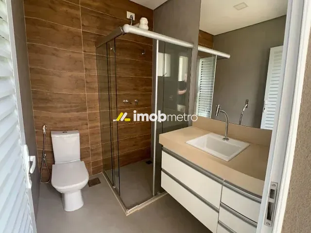 Casa com 250m² 3 quartos e 5 banheiros, à venda ou para alugar, no bairro Residencial Real Park Sumaré em Sumaré