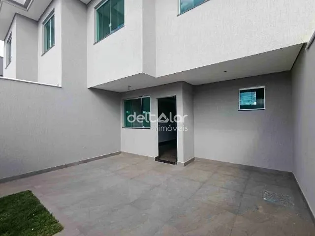 Casa com 110m² 3 quartos e 3 banheiros, à venda, no bairro Candelária em Belo Horizonte