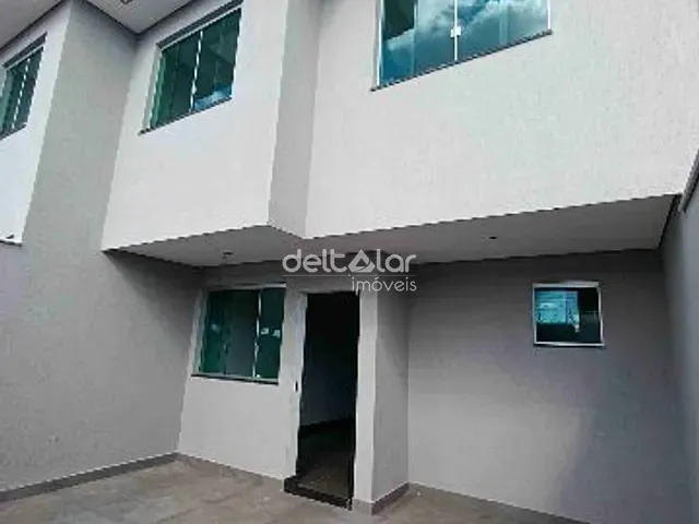 Casa com 110m² 3 quartos e 3 banheiros, à venda, no bairro Candelária em Belo Horizonte