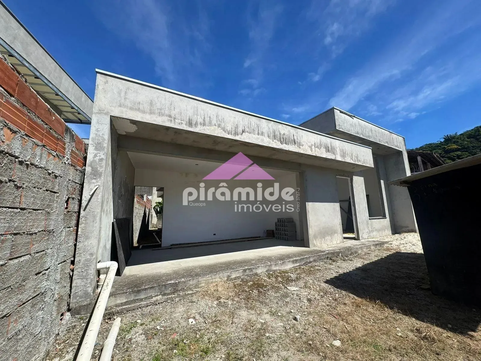 Casa, 3 quartos, 142 m² - Foto 1
