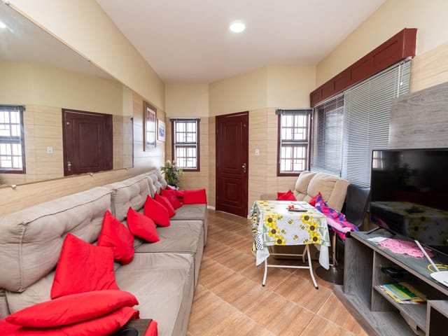 Casa com 300m² 3 quartos e 3 banheiros, à venda, no bairro Tres Vendas em Pelotas