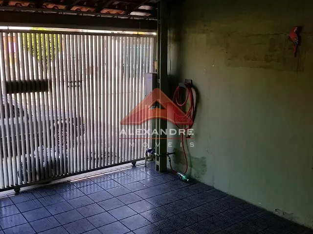 Casa com 150m² 4 quartos e 2 banheiros, à venda, no bairro Campos de São José em São José dos Campos