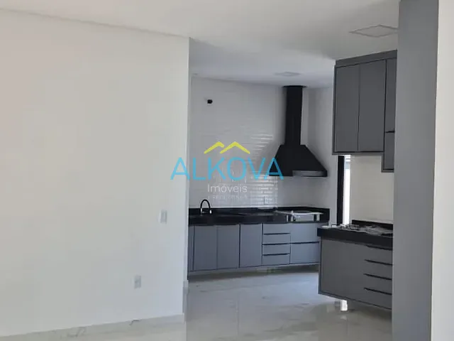 Casa com 263m² 3 quartos e 2 banheiros, à venda, no bairro Residencial Alta Vista 1 em Caçapava