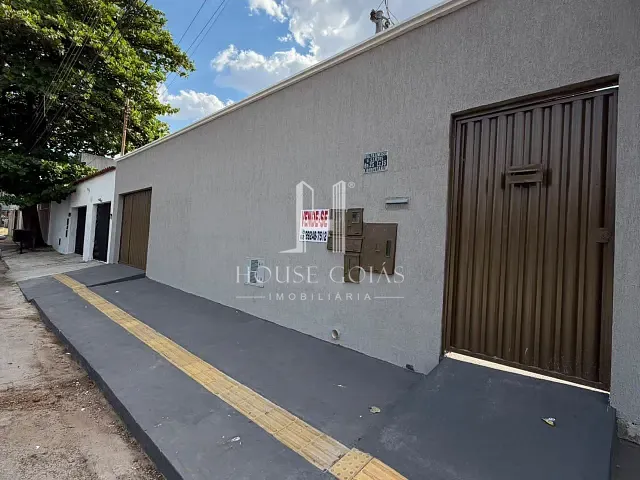 Casa com 360m² 4 quartos e 2 banheiros, à venda, no bairro Rodoviário em Goiânia