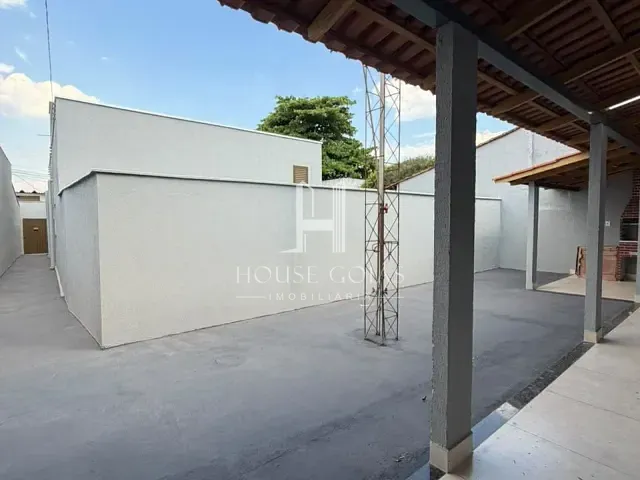 Casa com 360m² 4 quartos e 2 banheiros, à venda, no bairro Rodoviário em Goiânia