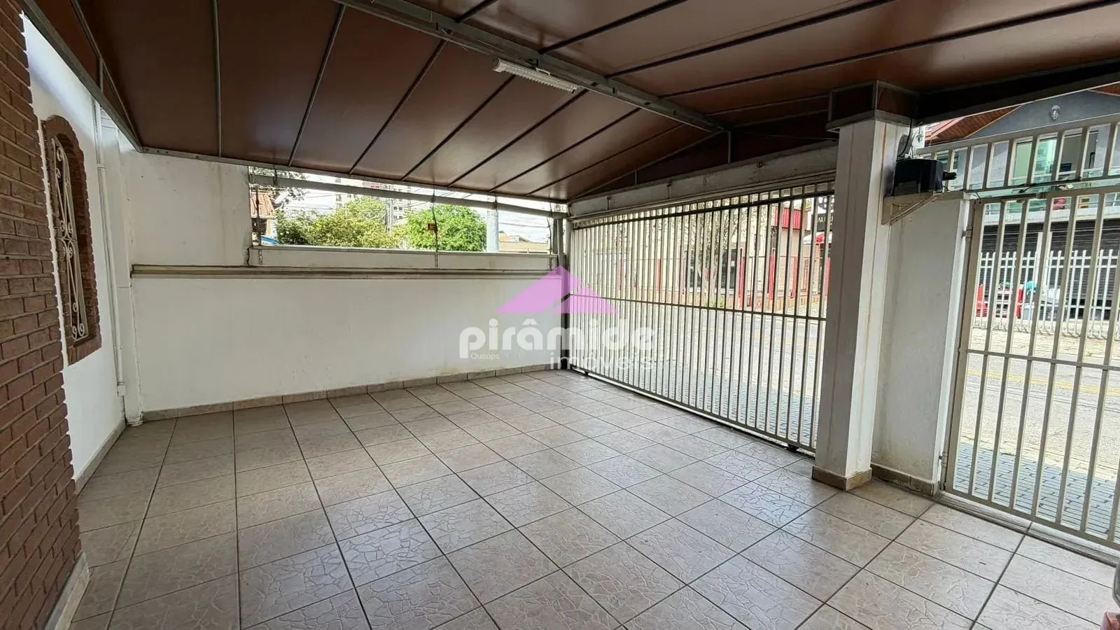 Casa, 3 quartos, 174 m² - Foto 1