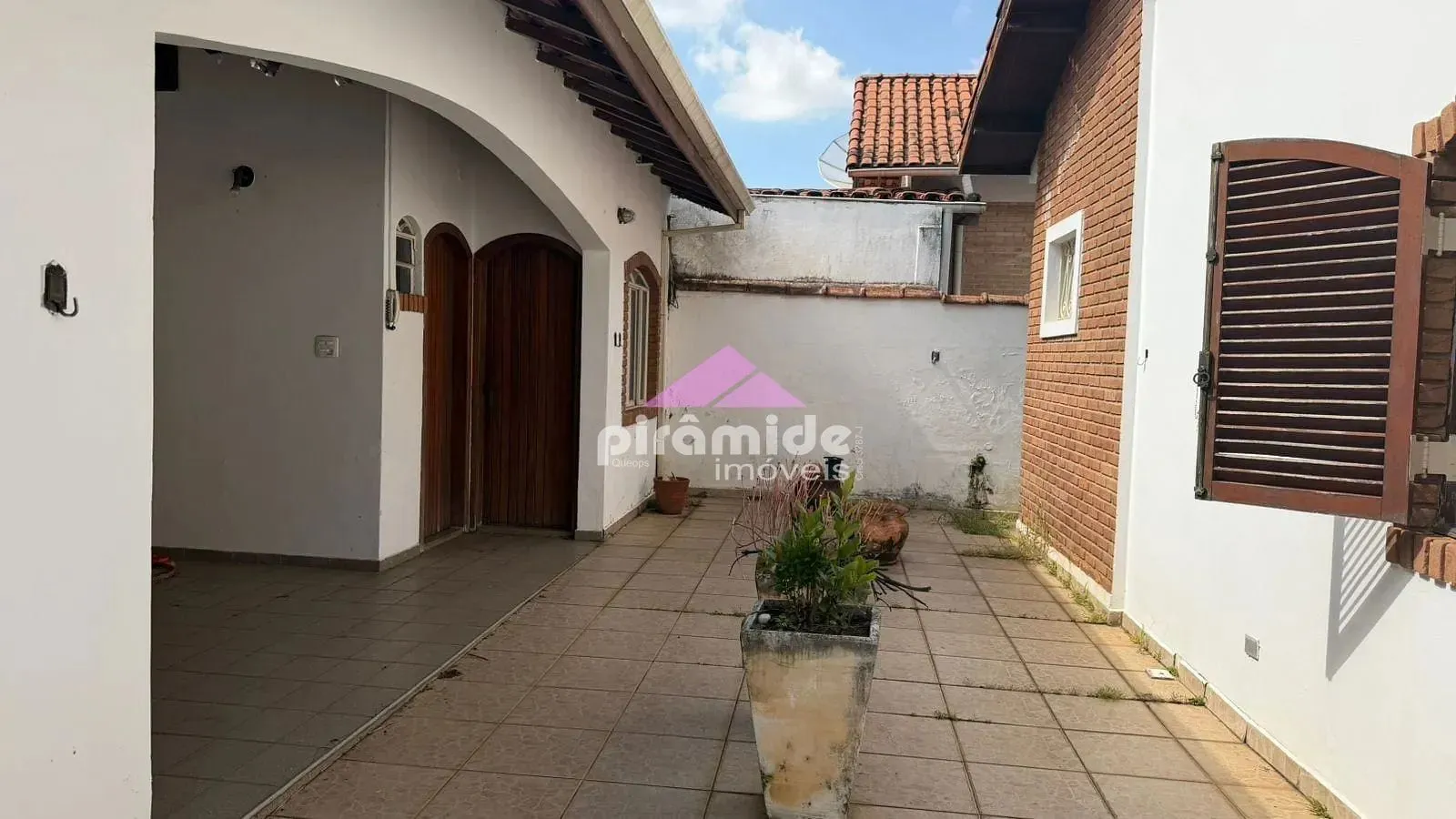 Casa, 3 quartos, 174 m² - Foto 2