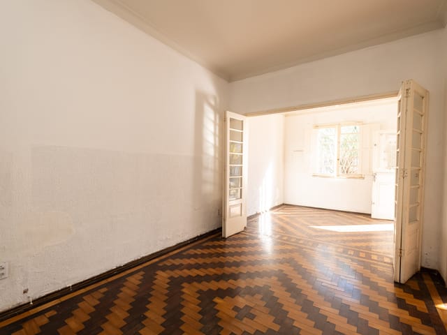 Casa 3 quartos e 3 banheiros, à venda ou para alugar, no bairro Centro em Pelotas