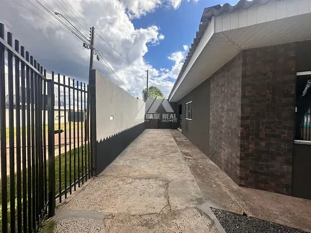 Casa 2 quartos e 1 banheiro, à venda, no bairro Boqueirão em Guarapuava