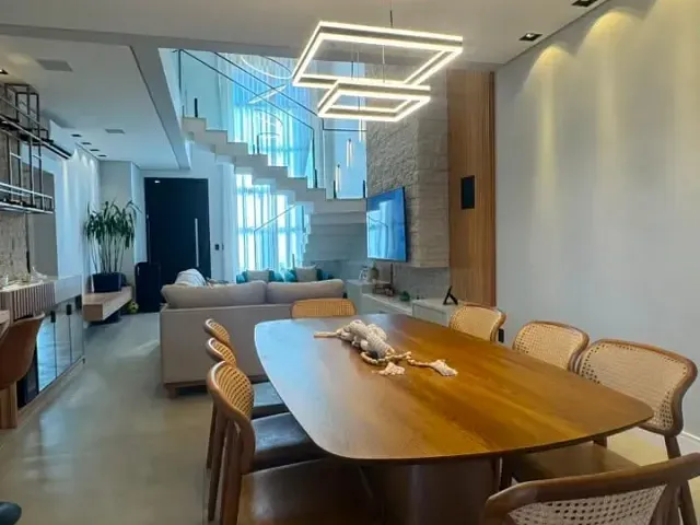 Casa 4 quartos e 4 banheiros, à venda, no bairro Residencial Jardim do Jatobá em Hortolândia