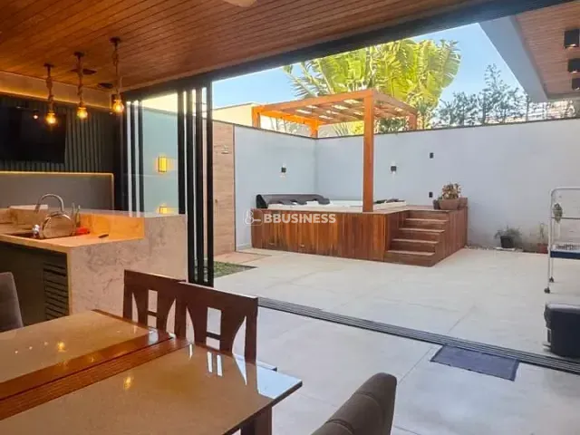 Casa 4 quartos e 4 banheiros, à venda, no bairro Residencial Jardim do Jatobá em Hortolândia