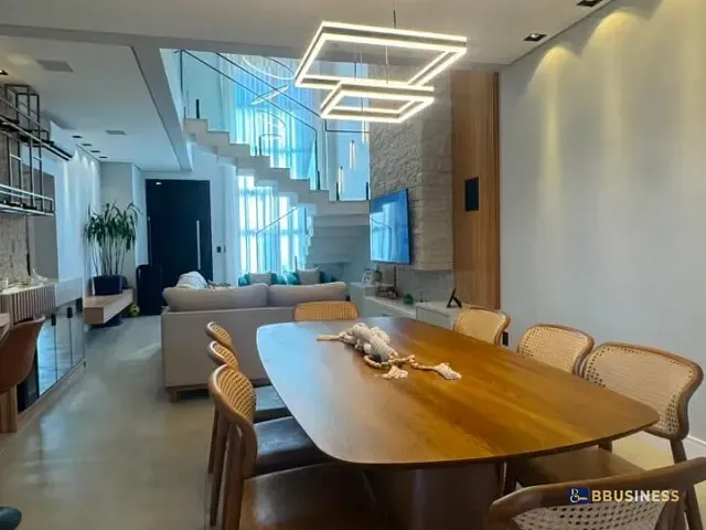 Casa 4 quartos e 4 banheiros, à venda, no bairro Residencial Jardim do Jatobá em Hortolândia