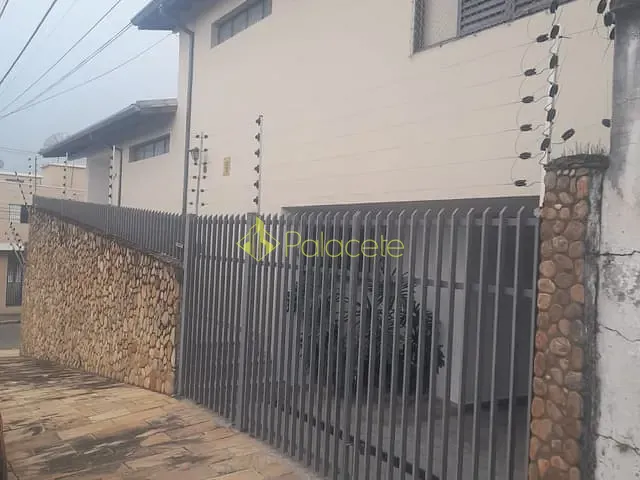 Casa 3 quartos e 2 banheiros, à venda, no bairro Vila Nair em Pindamonhangaba