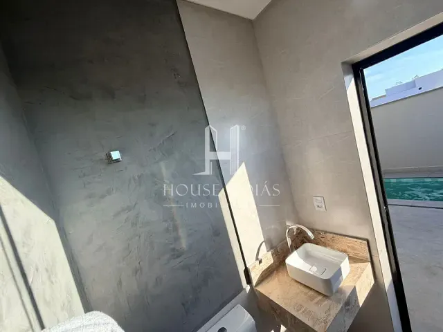 Casa com 303m² 3 quartos e 4 banheiros, à venda, no bairro Terras Alpha Residencial 2 em Senador Canedo