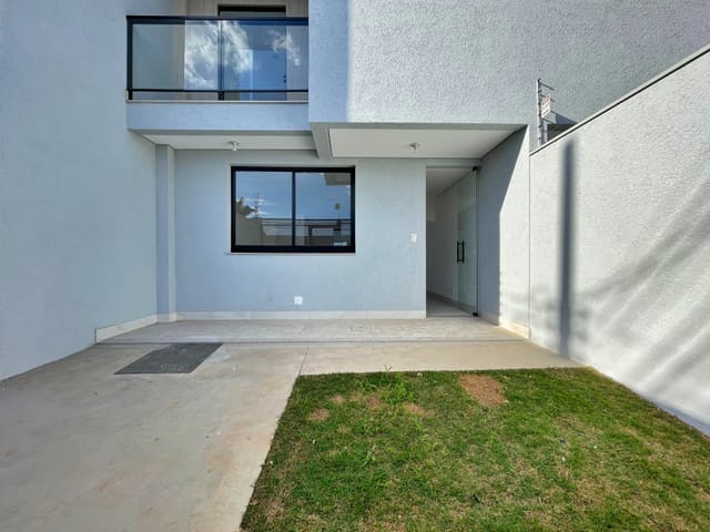 Foto do Casa - Casa para locação com 3 quartos (1 suíte), varanda e duas vagas, Planalto, Belo Horizonte, MG | Deltalar Imóveis