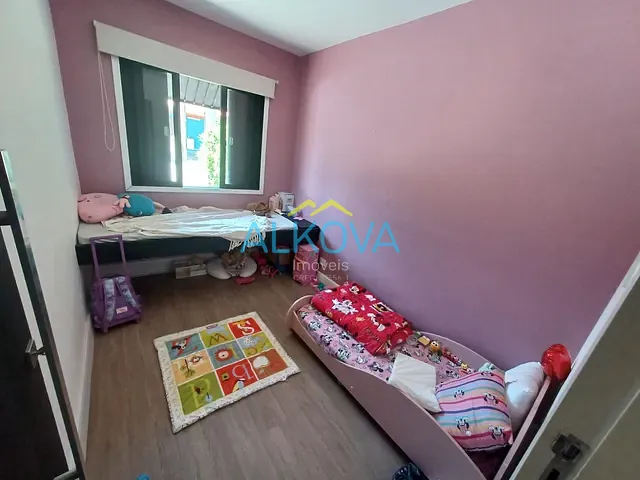 Casa com 176m² 3 quartos e 3 banheiros, à venda, no bairro Residencial Santa Paula em Jacareí