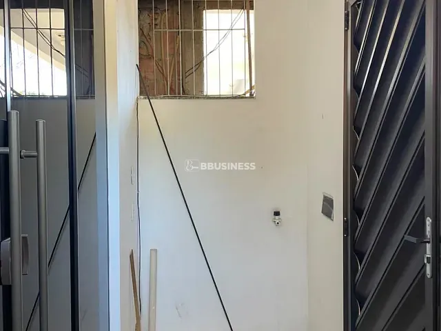 Casa 2 quartos e 2 banheiros, à venda, no bairro Jardim Primavera em Duque de Caxias