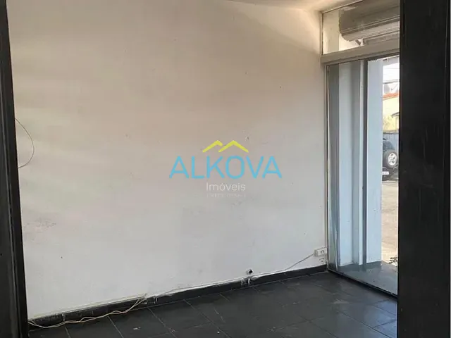 Casa com 250m² 2 quartos e 3 banheiros, à venda, no bairro Jardim Satélite em São José dos Campos