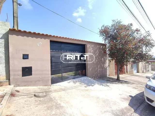 Casa com 301m² 3 quartos e 1 banheiro, à venda, no bairro Jardim Portugal em Valinhos
