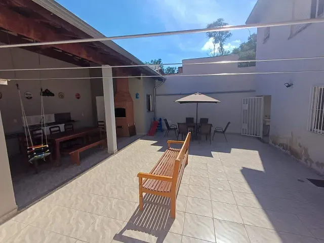 Casa 4 quartos e 5 banheiros, à venda, no bairro Parque Jambeiro em Campinas