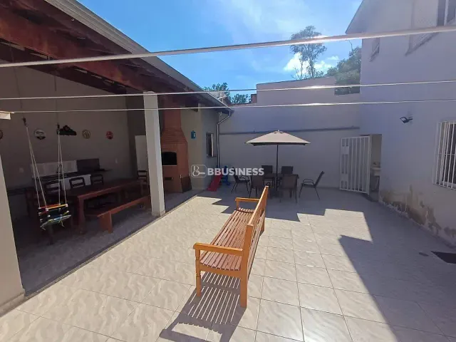 Casa 4 quartos e 5 banheiros, à venda, no bairro Parque Jambeiro em Campinas